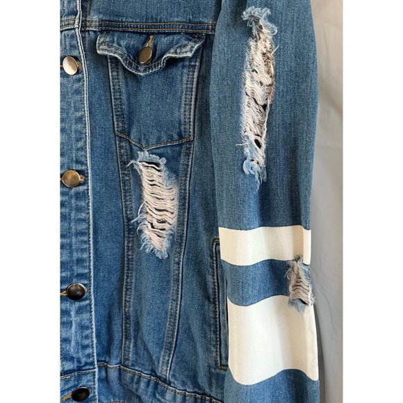 FOREVER 21 WOMAN'S DISTRESSED‎ JEAN JACKET SIZE S - Picture 3 of 8
